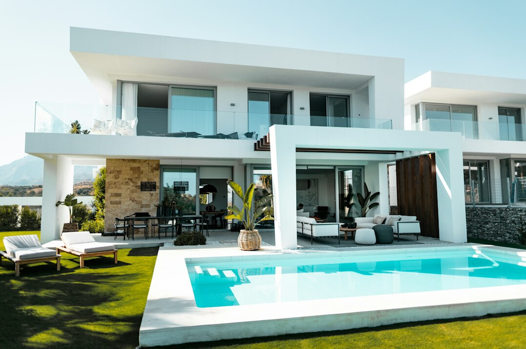 luxury celebrity villa exterior